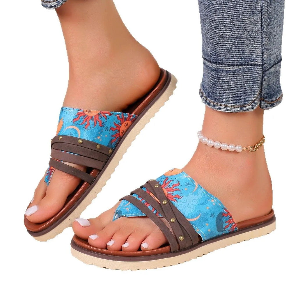 Plus size artificial PU flip-flops in black rose colour with rubber sole, EU size 39