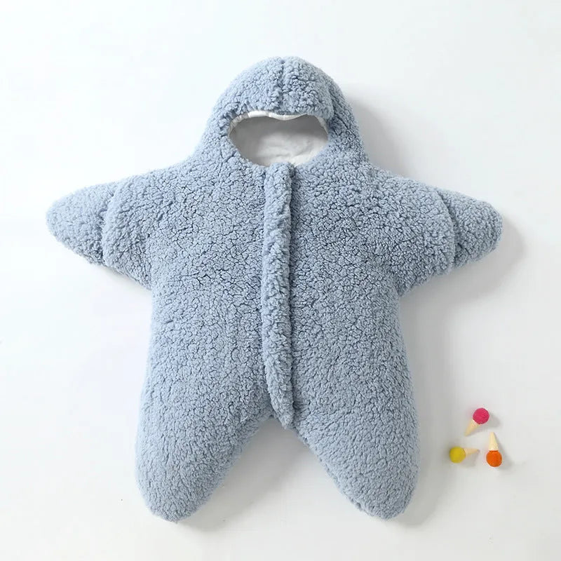 Baby starfish lamb velvet sleeping bag in pink colour with hood and zip opening