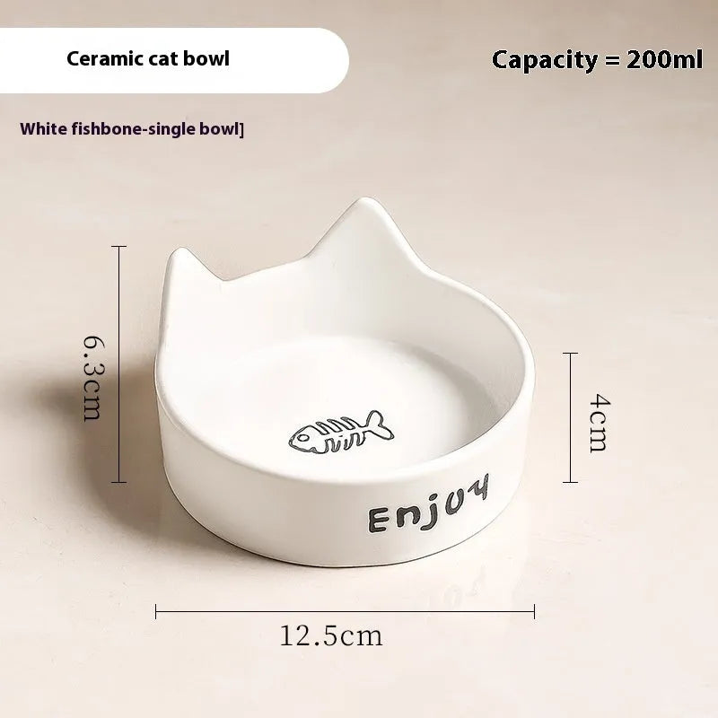 Porcelain cat bowls with wooden frame in cat ear paw design