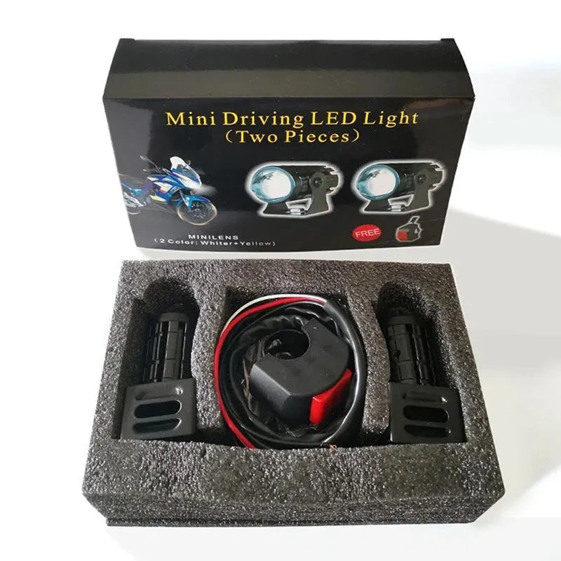Aluminium and PC motorcycle spotlight with two-colour lens for 12V-80V electric vehicles.