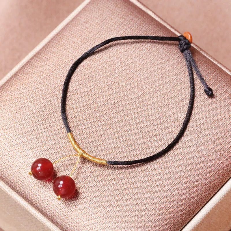 Women's red agate bracelet and necklace set in ethnic style with hand-woven beads