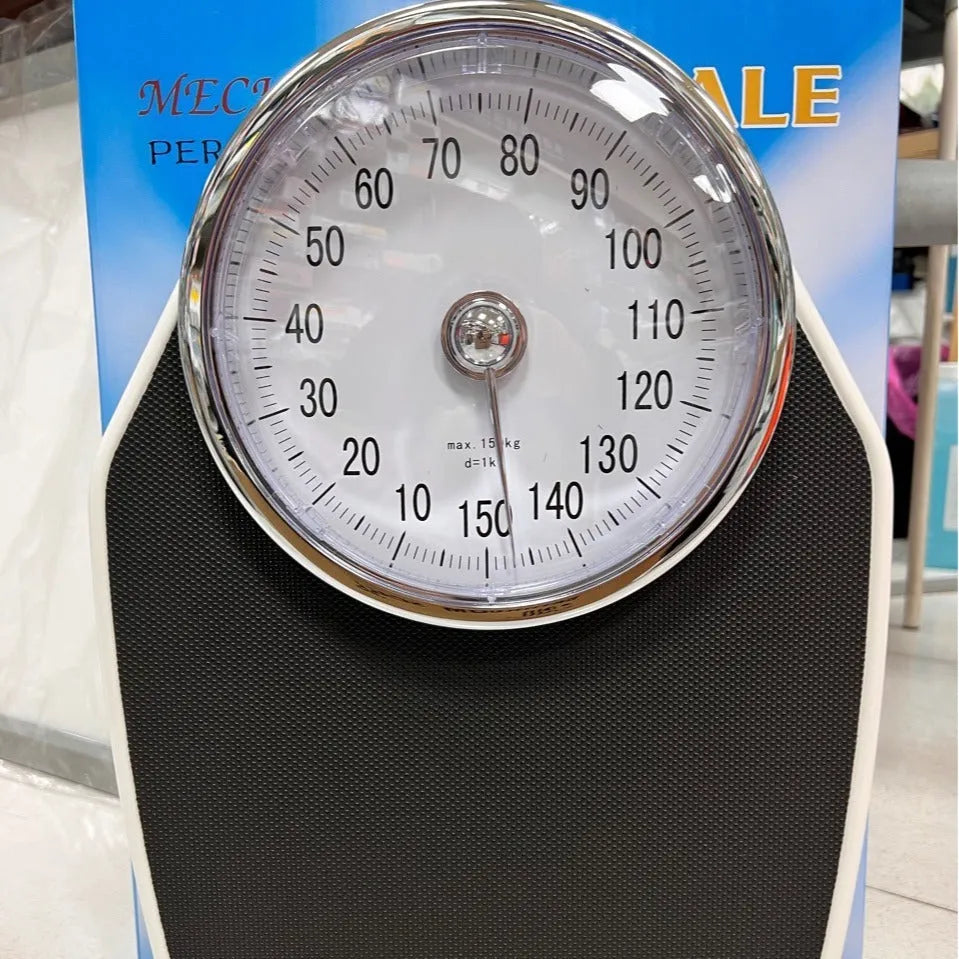 Black mechanical body weight scale with large dial on a 47x35cm platform
