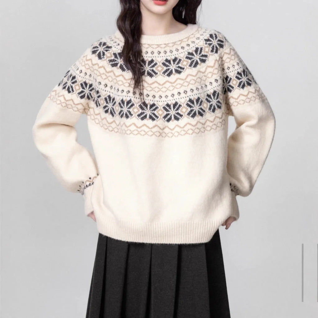 Women's milky white fair island geometric pattern knitted pullover sweater with crew neck.