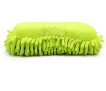 Silvery green car wash sponge showing microfiber chenille texture and 14x25cm dimensions
