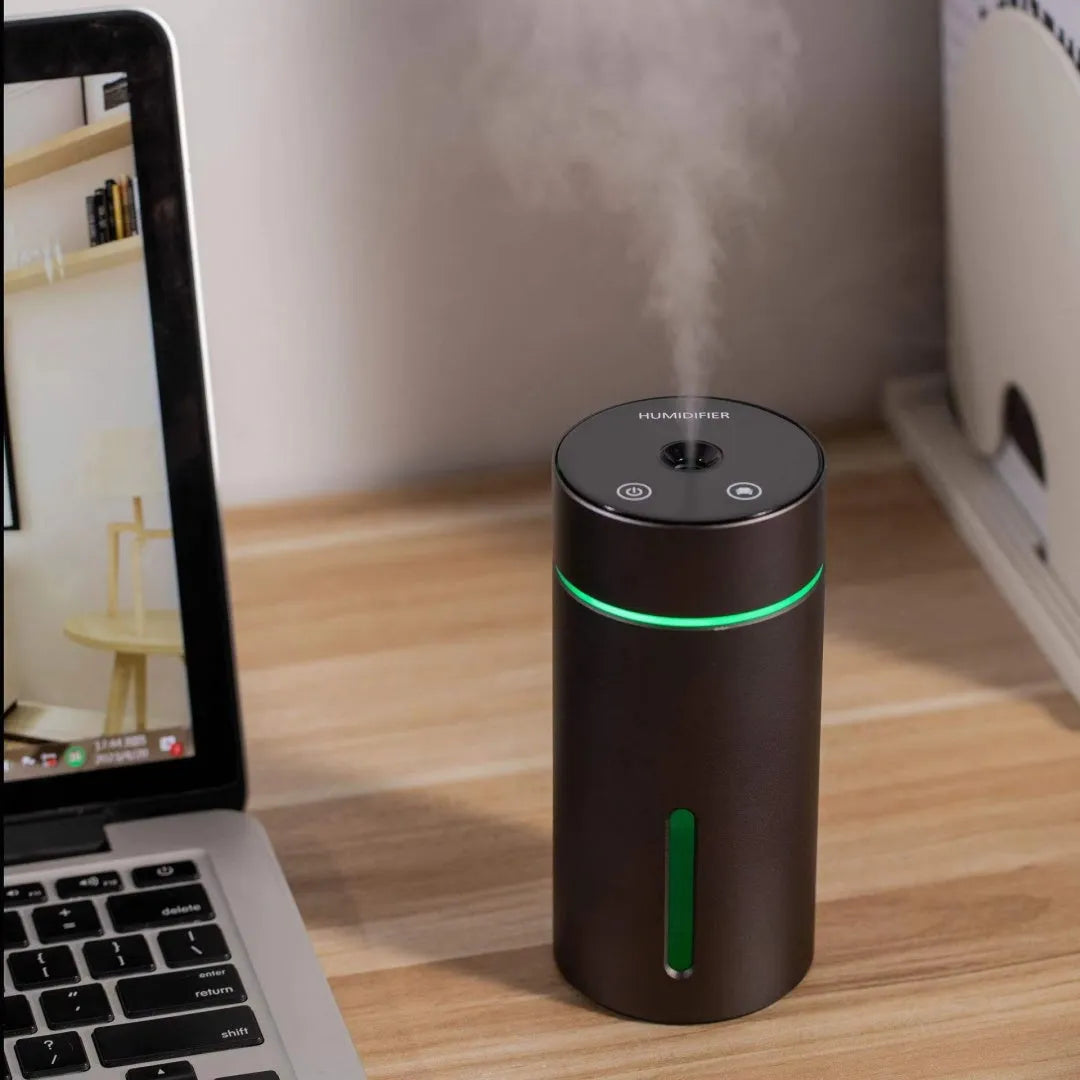 Black aluminium car humidifier and essential oil diffuser with coloured night light and USB cable
