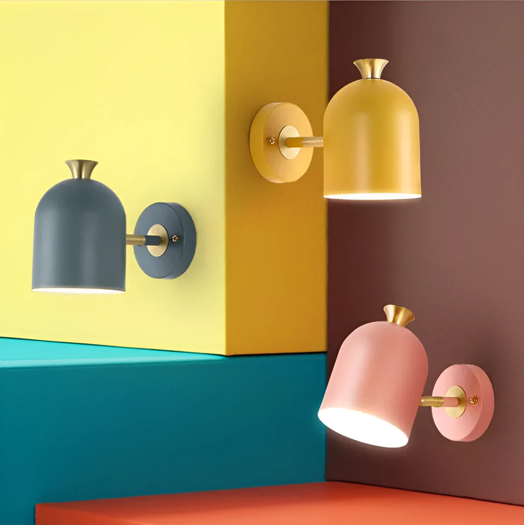 Single-head aluminium LED wall lamp with mirror front in choice of four colours
