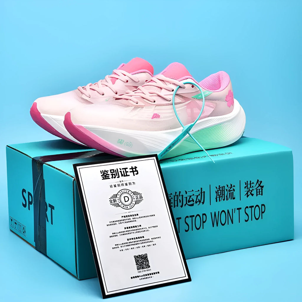 Low-top racing sneakers with carbon plate rebound in glacier, pink green, red blue, or yellow colour options