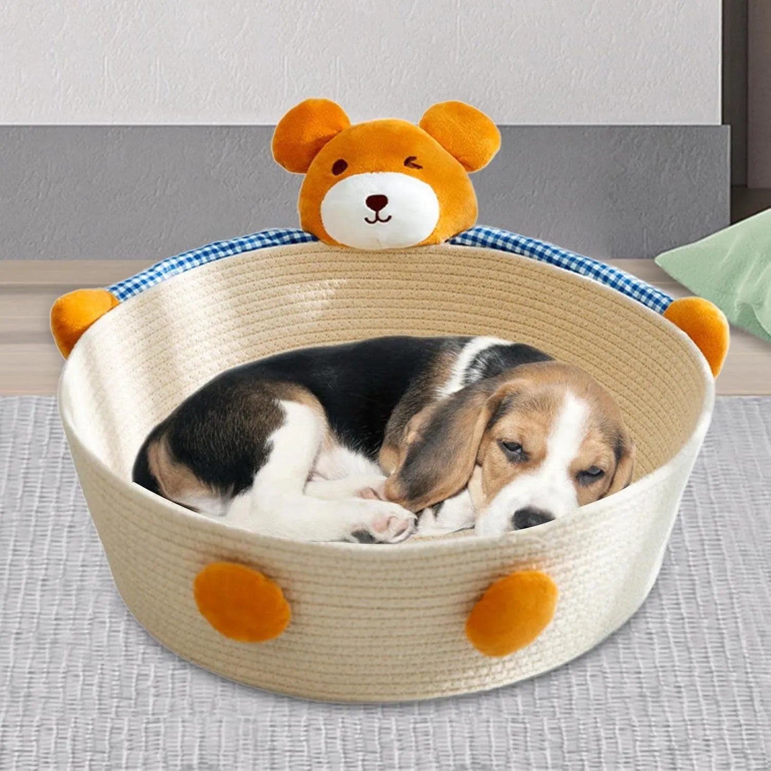Woven cotton rope cat bed basket with integrated scratching board in bear design