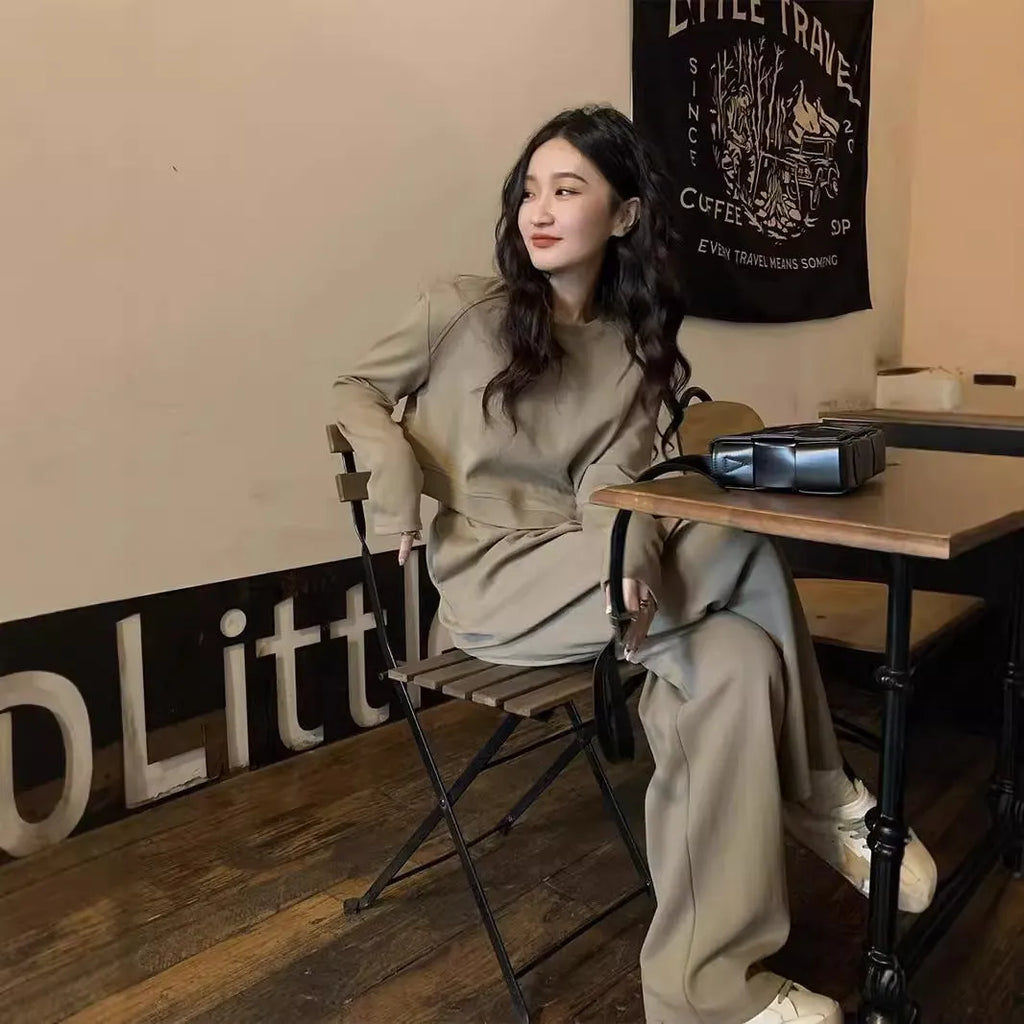Women's khaki casual sports suit with loose trousers and long sleeve top in Japanese-Korean style