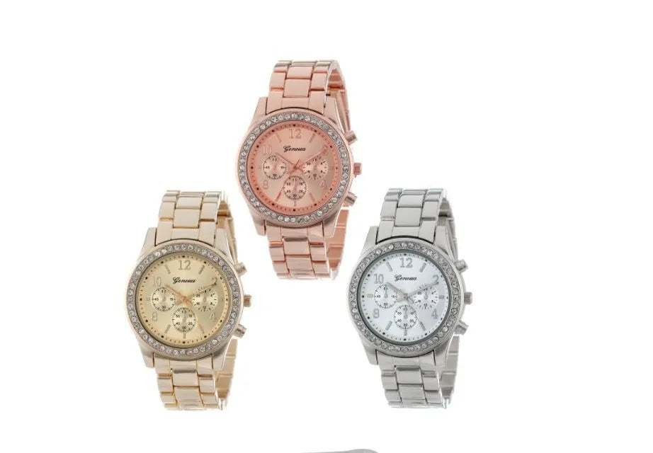40mm round women's crystal quartz watch with metal alloy bracelet and reclining clasp