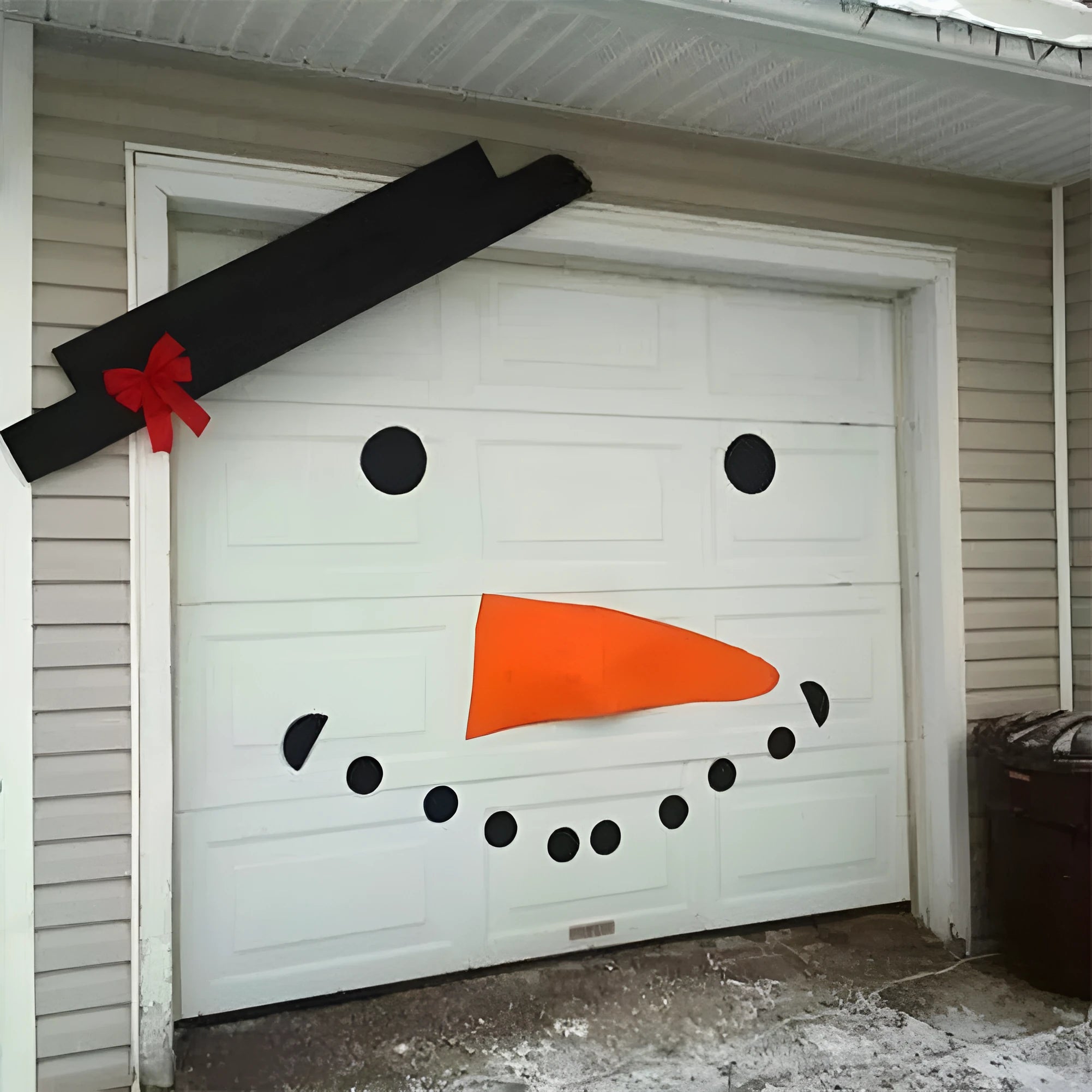 DIY Christmas snowman decoration set with 16 non-woven pieces including hat, bow, and body rounds, in OPP bag packaging