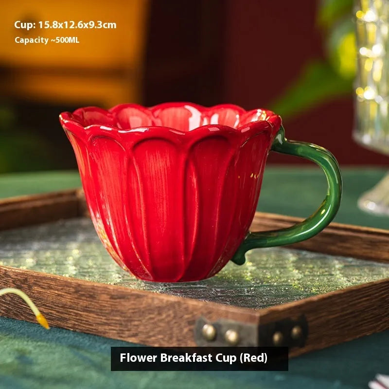 Ceramic breakfast cup with floral pattern in red and purple, 500ml capacity.