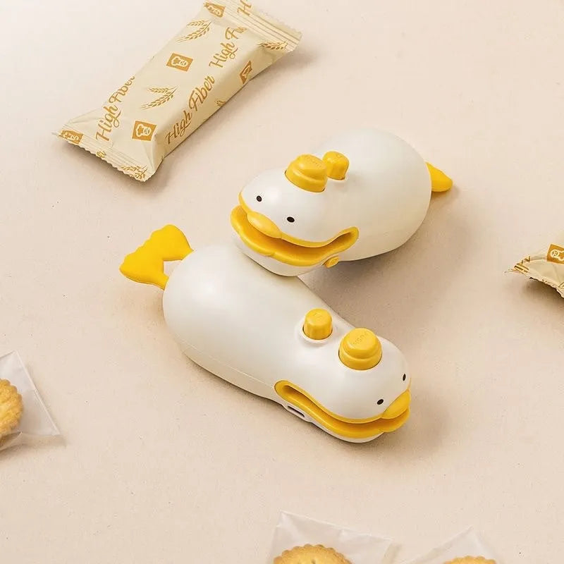 Yellow duck jacquard design rechargeable heat sealing machine with charging cable