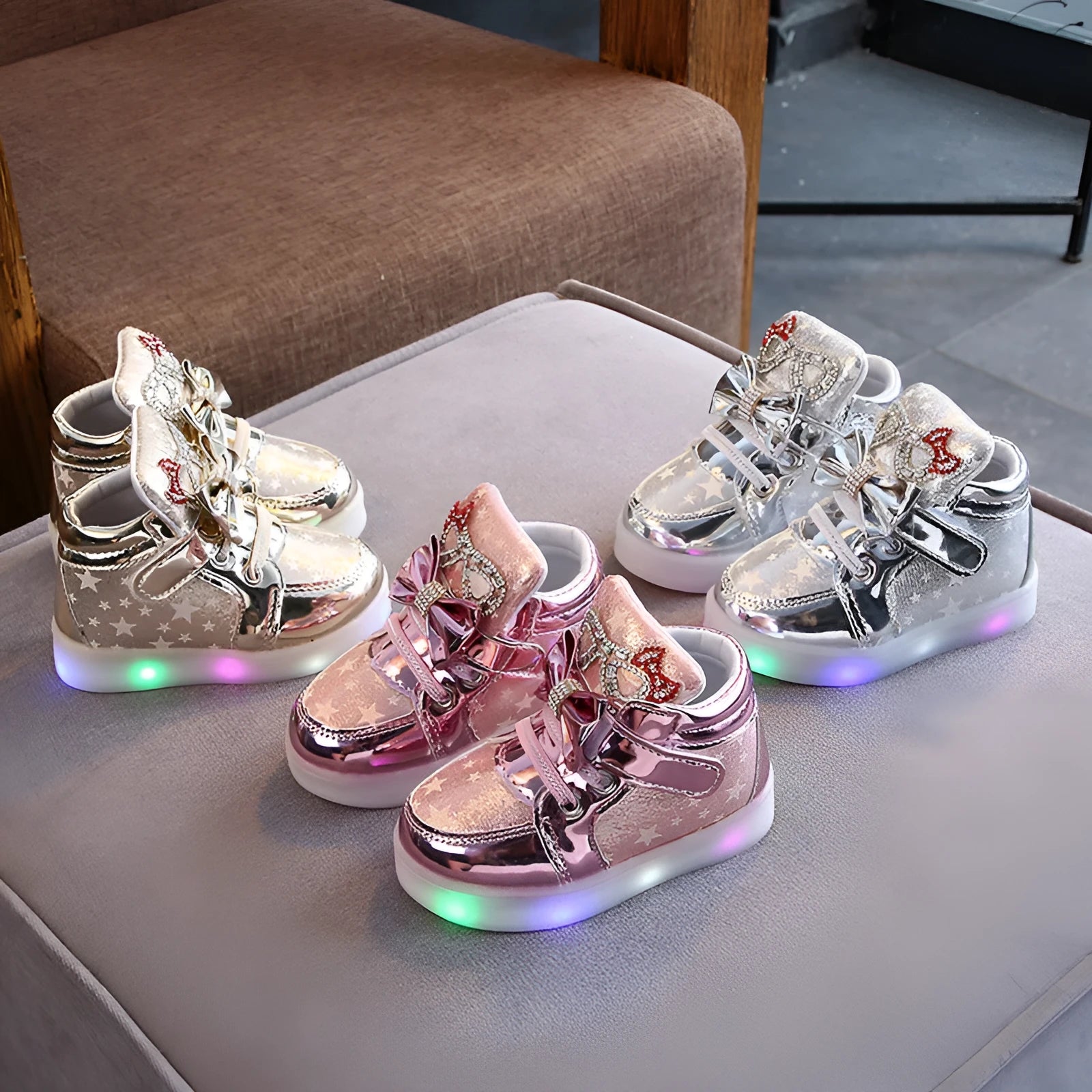 Children's shoes with star sequins, Velcro fastening, non-slip rubber sole, available in gold, pink, silver