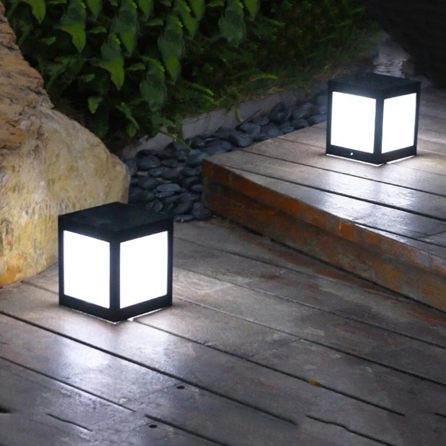 Solar garden light unit with solar panel and LED, shown as a lawn or wall headlight