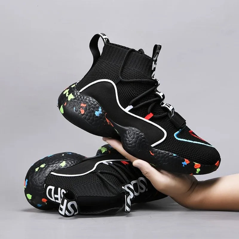 Men's camouflage pattern mesh sneakers with a flat rubber sole on a white background.