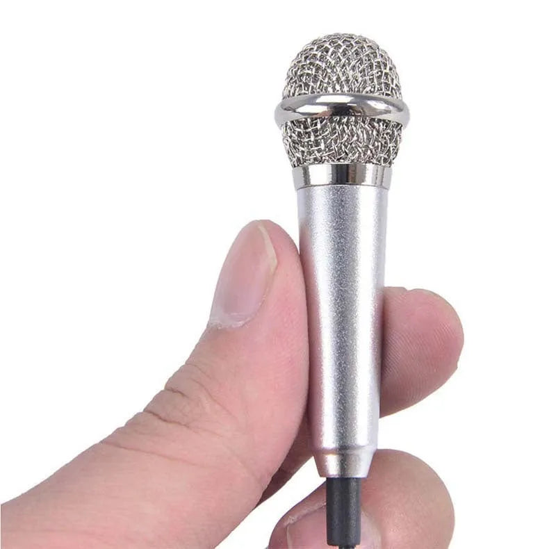 T3 mini condenser wired microphone with 3.5mm jack for Android phones in metallic colours.