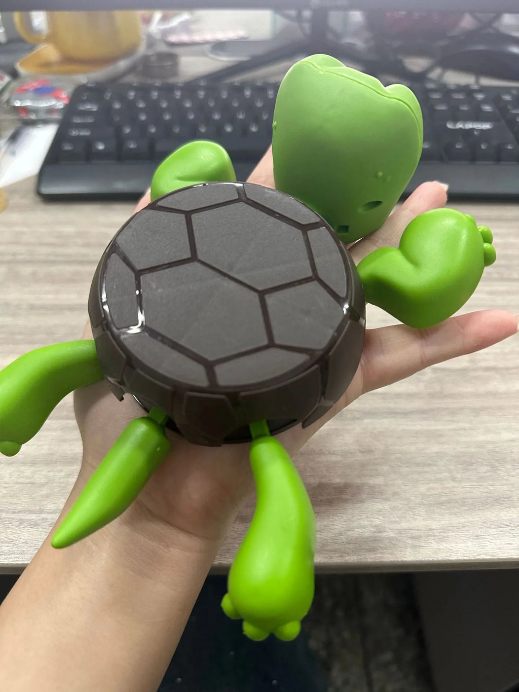 ABS turtle coaster in light green, dark green, wheat starch colour or yellow for heat insulation