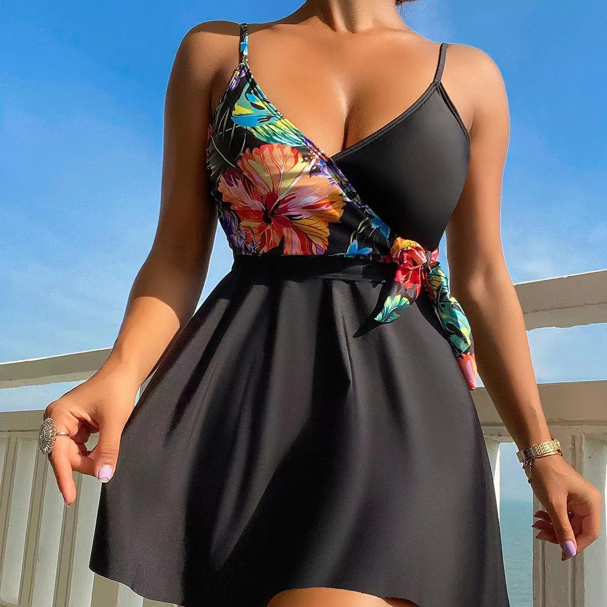 Black women's high waist printed split bikini for sports and swimming activities
