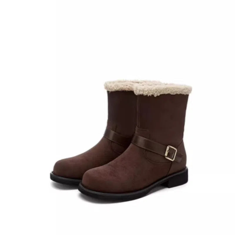 Soft suede ankle boots with chunky heel and square toe in brown and khaki, low-tube design