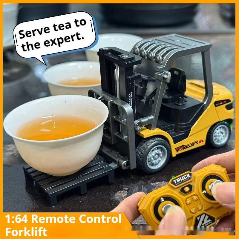 Remote control mini forklift desktop alloy engineering model in small scale