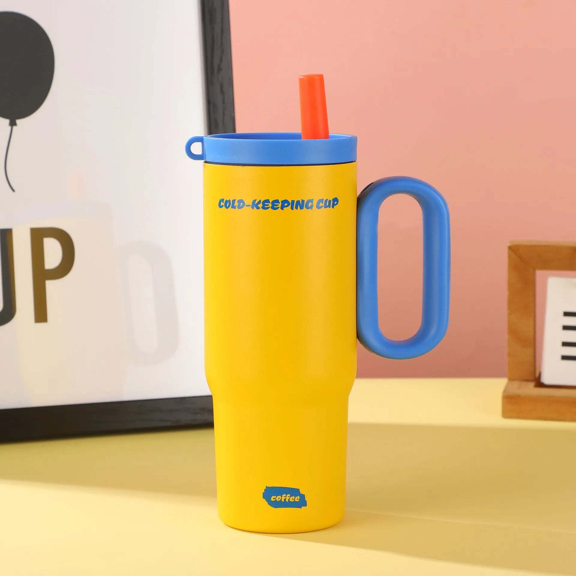 DIY Vitality large transparent straw cup with handle in sky blue colour showing drink inside