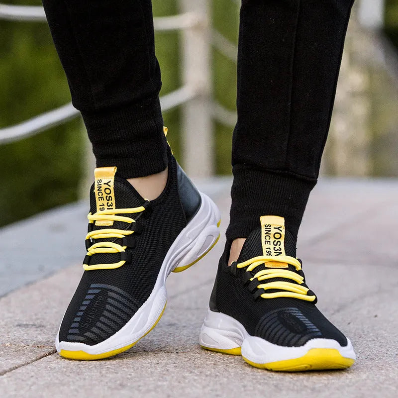 Men's black white breathable mesh lace-up casual sneakers with plastic sole and flat heel