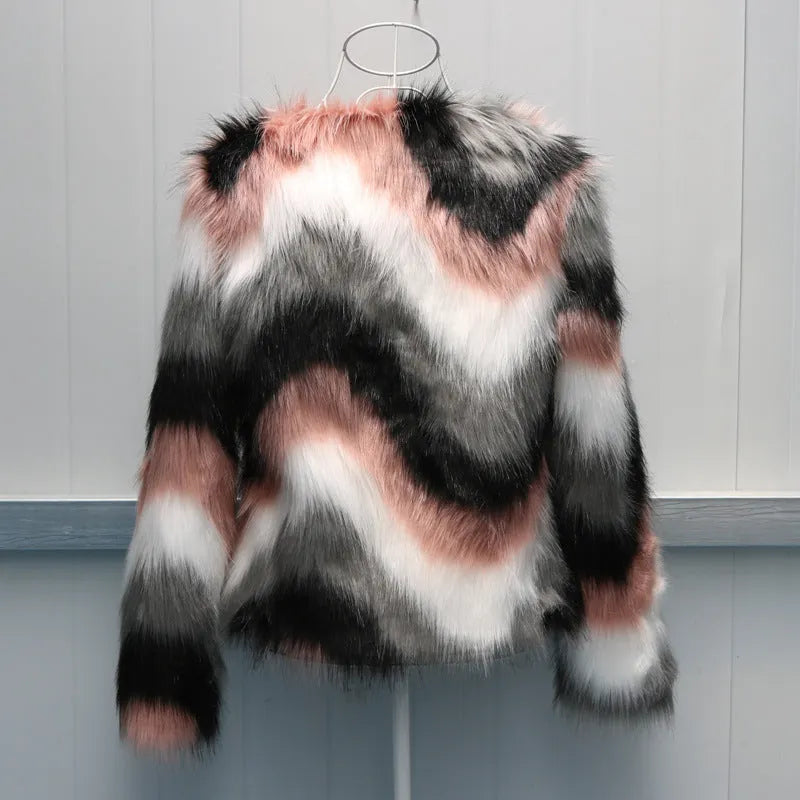Korean style women's short leather coat with faux fur O-neck collar in picture colour