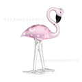 Pink flamingo crystal decorative sculpture on table in modern simple style