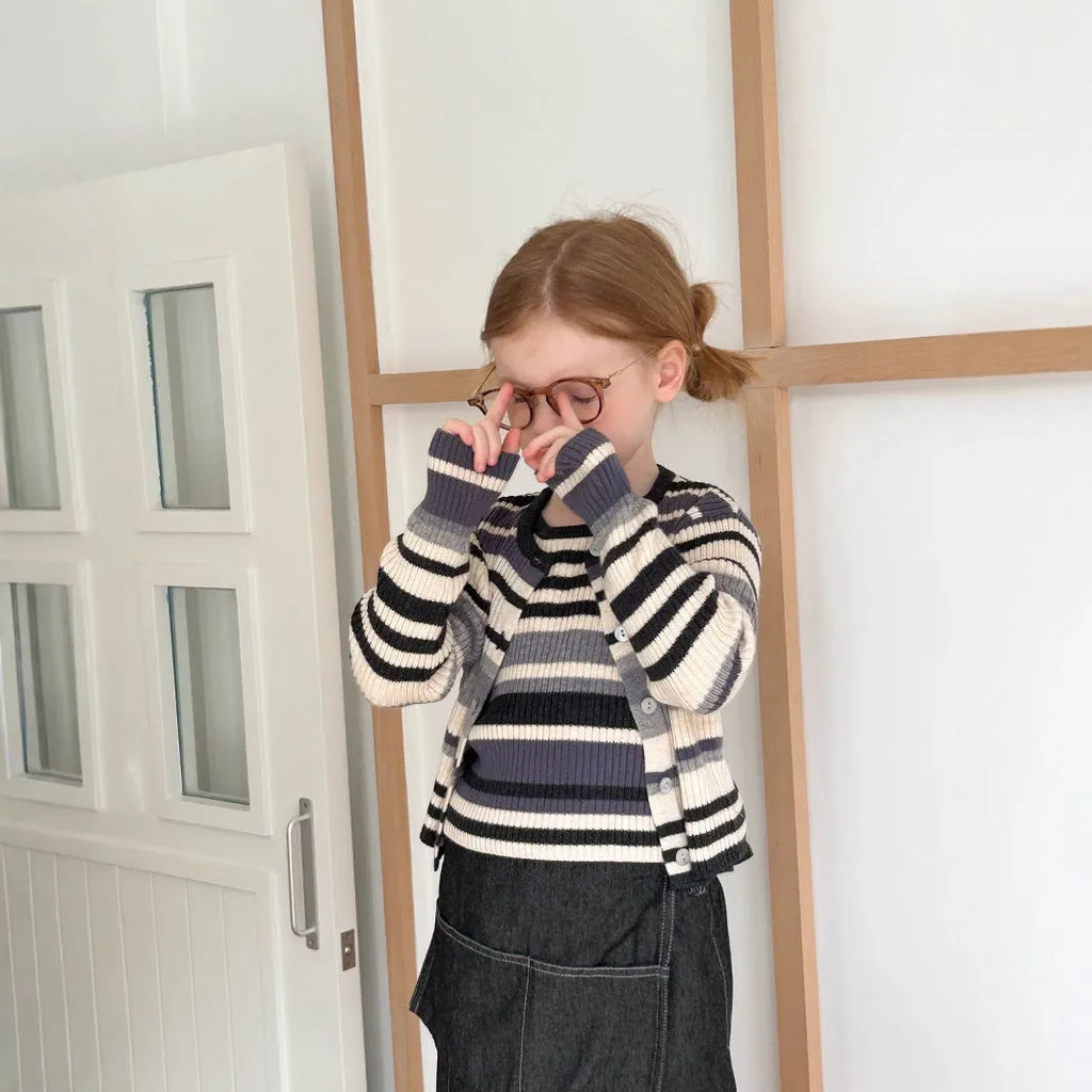 Girls gray striped knitted vest cardigan two-piece set on child model