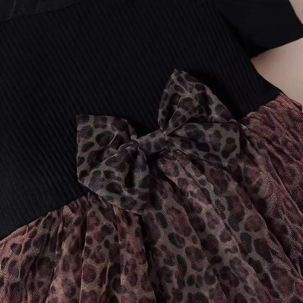 Girls cotton pullover dress with leopard print, mesh bow, short sleeves, in black and wine red colours