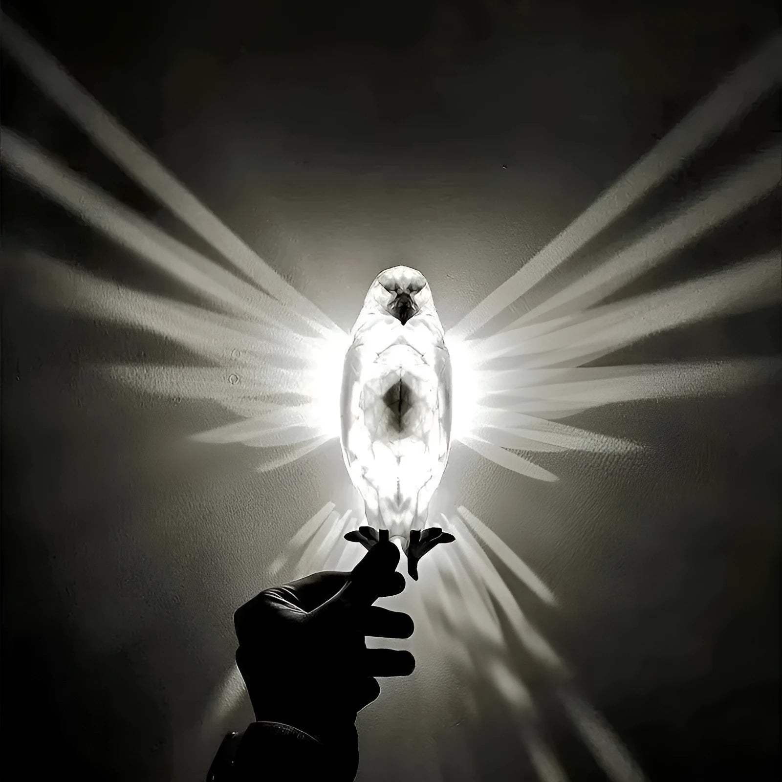 Eagle shape 3D wall lamp with silhouette projection measuring 22.5 x 9 x 12 cm