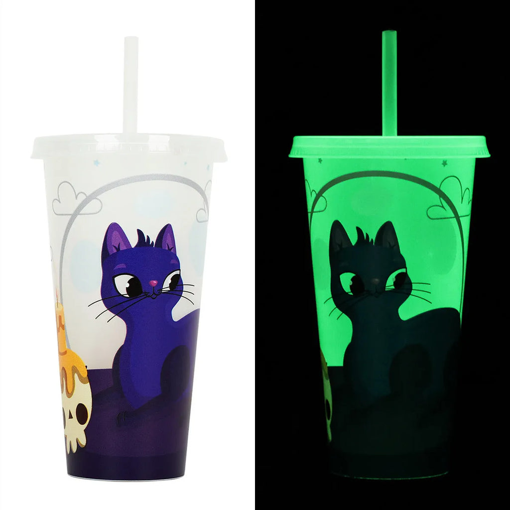 Halloween luminous plastic sippy cup with straw, 720ml capacity, in assorted colours.