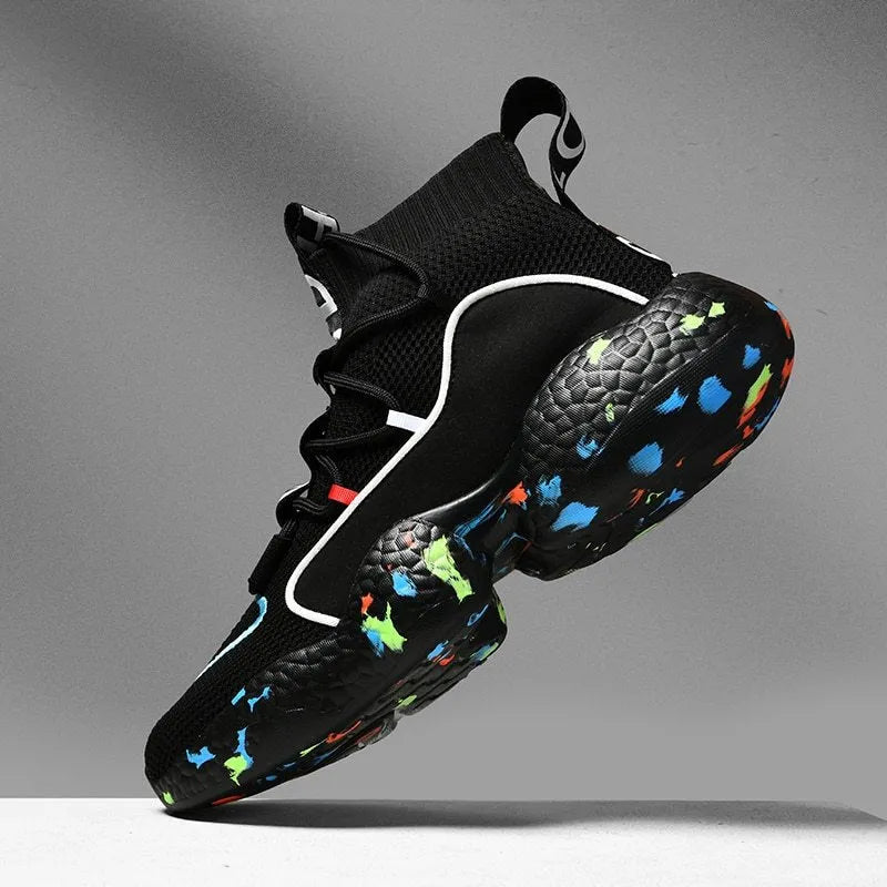 Men's camouflage pattern mesh sneakers with a flat rubber sole on a white background.