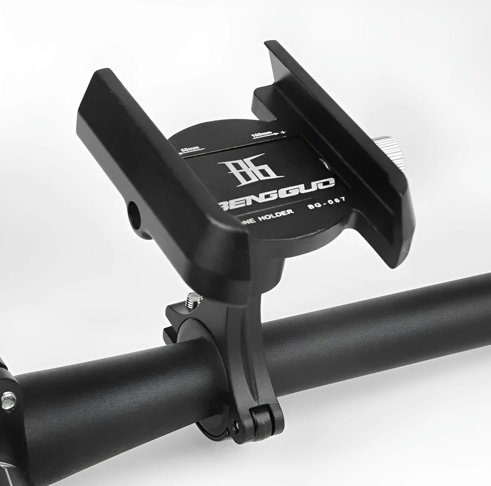 Black aluminium bicycle phone holder mounted on a handlebar, showing phone width compatibility from 55mm to 100mm.