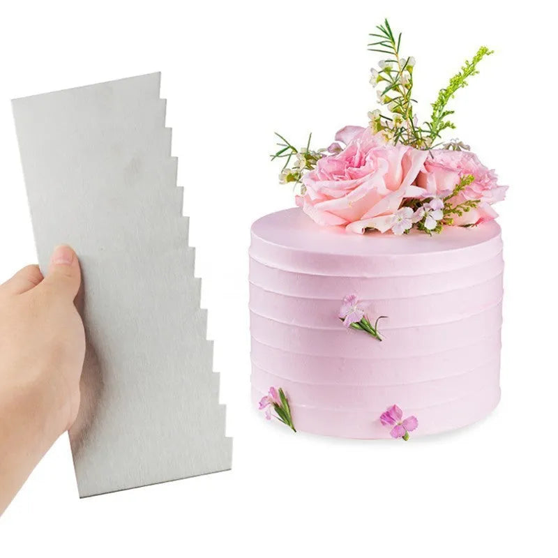 Stainless steel cream scraper with polygon pattern for textured cake decorating