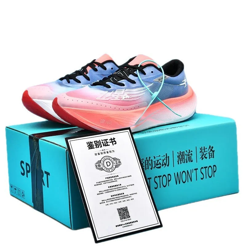 Low-top racing sneakers with carbon plate rebound in glacier, pink green, red blue, or yellow colour options