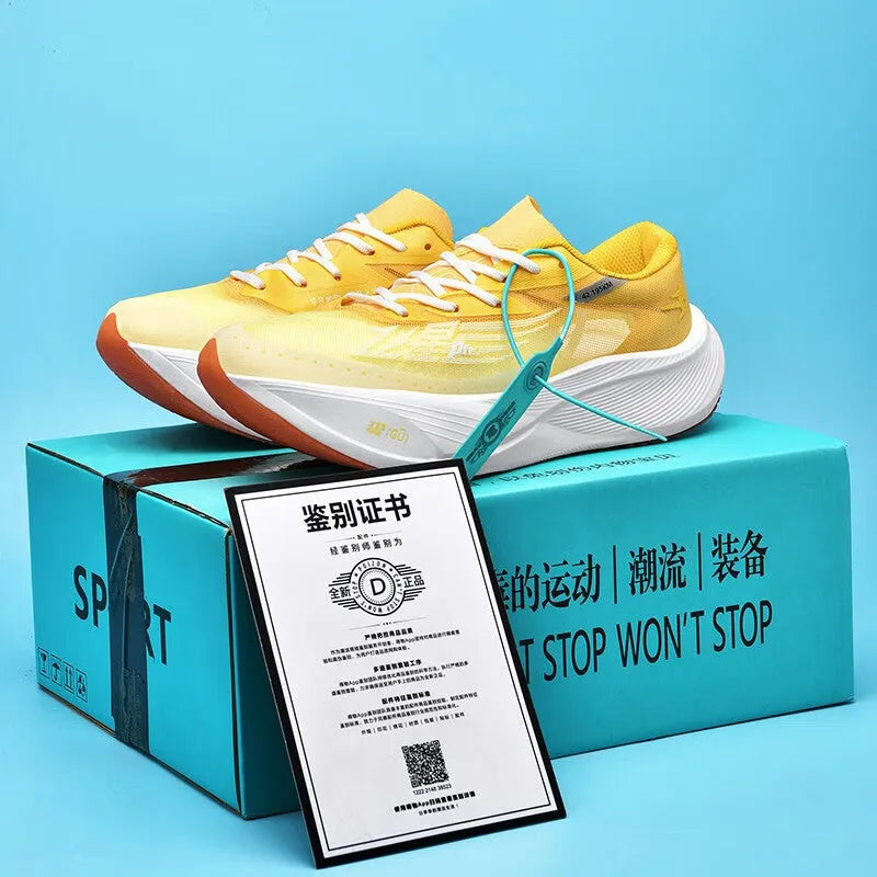 Low-top racing sneakers with carbon plate rebound in glacier, pink green, red blue, or yellow colour options