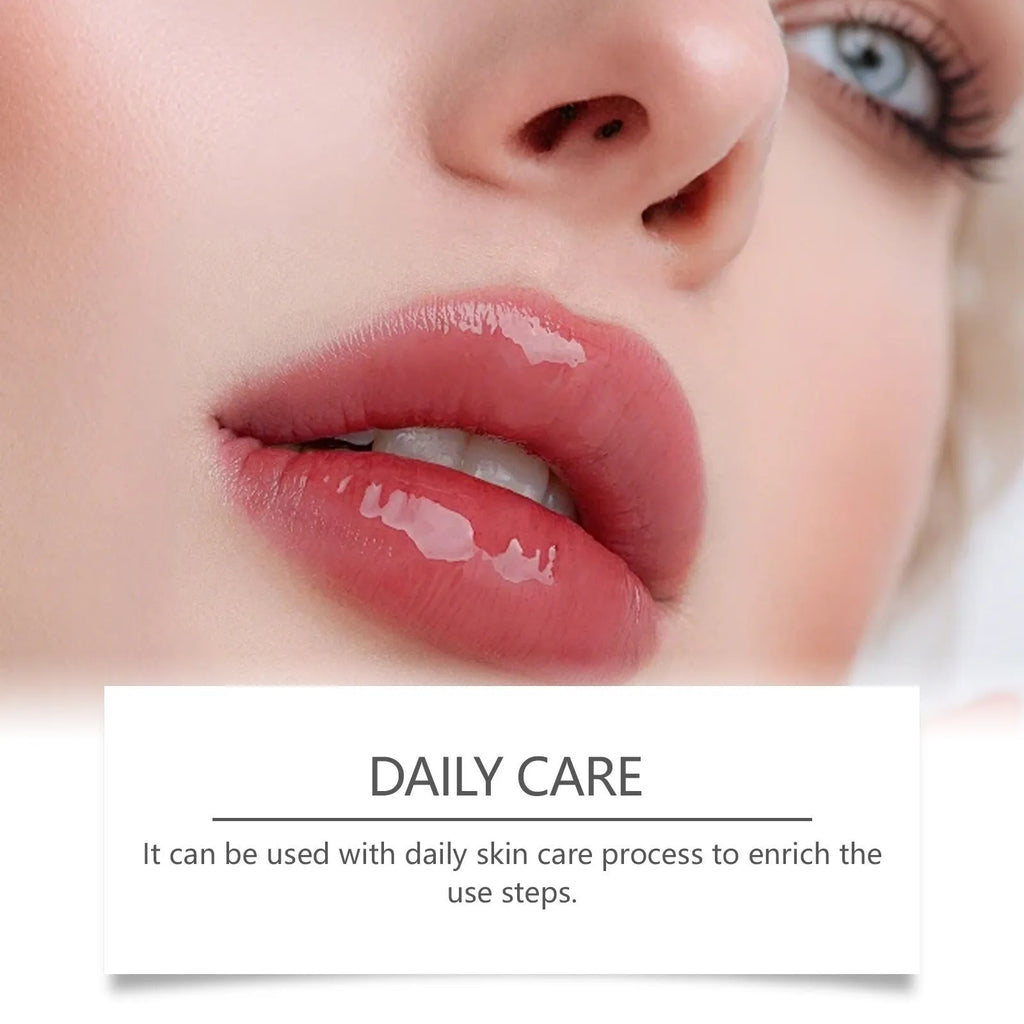 Lip nursing adhesive bandage with silicone gel patches measuring 8cm by 12cm for moisturising lip care