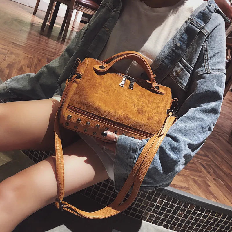 Large soft PU leather casual tote shoulder bag for women with zip closure