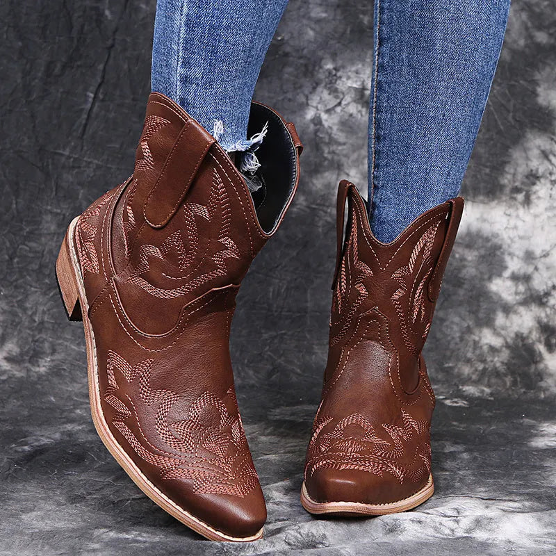 Women's blue embroidered cowboy boots with wedge heel and pointed toe