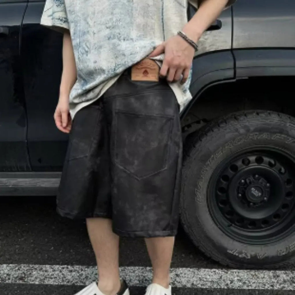 Korean style loose fit t-shirt with aging dirty printing design in solid colour