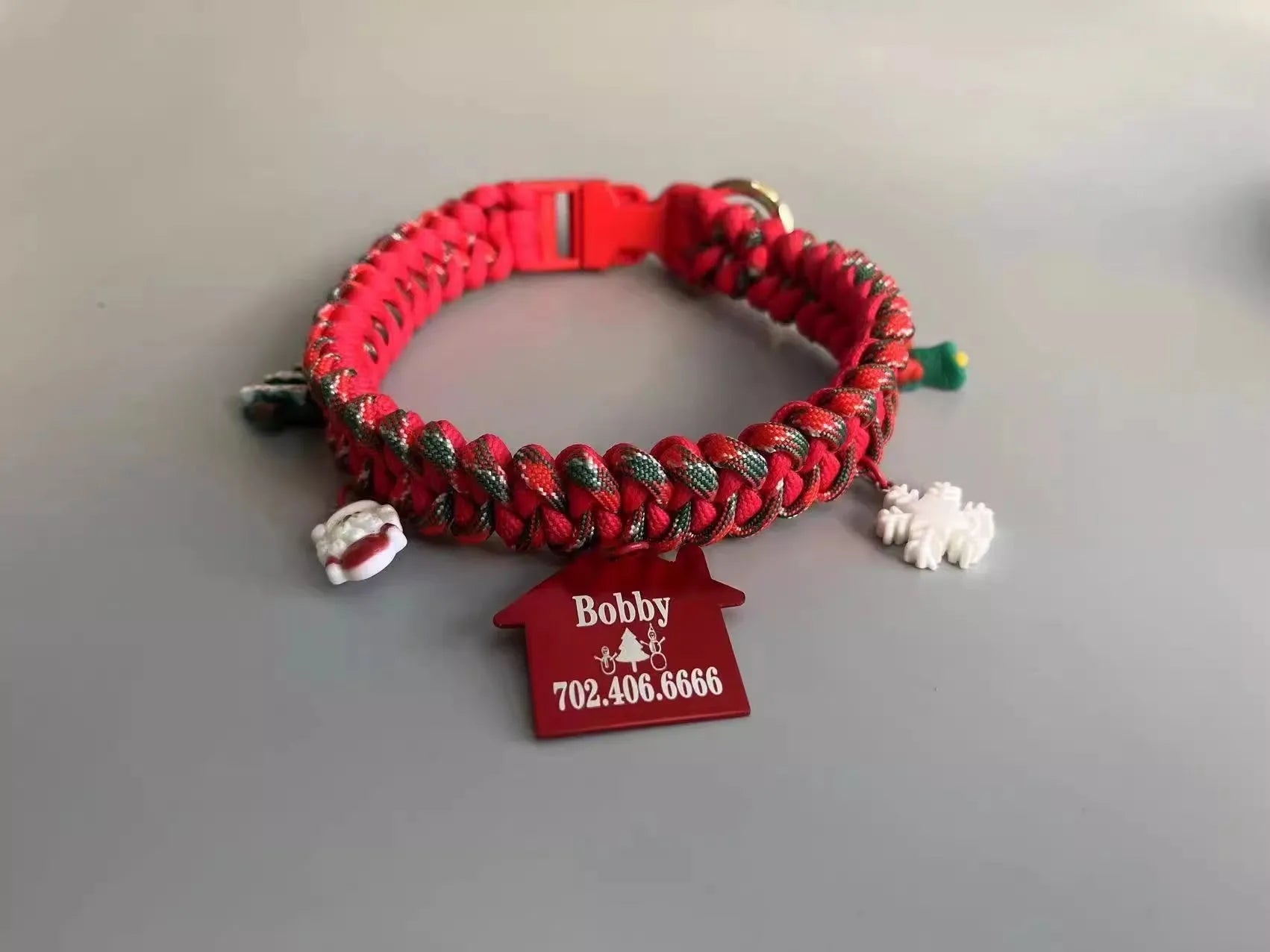 Green rope and chain dog leash with POM release buckle shown in L size