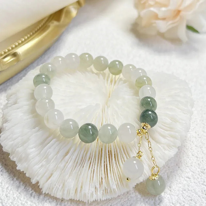 Tian Shan Cui Yu women's bracelet in S175 colour with special interest design and electroplated alloy construction