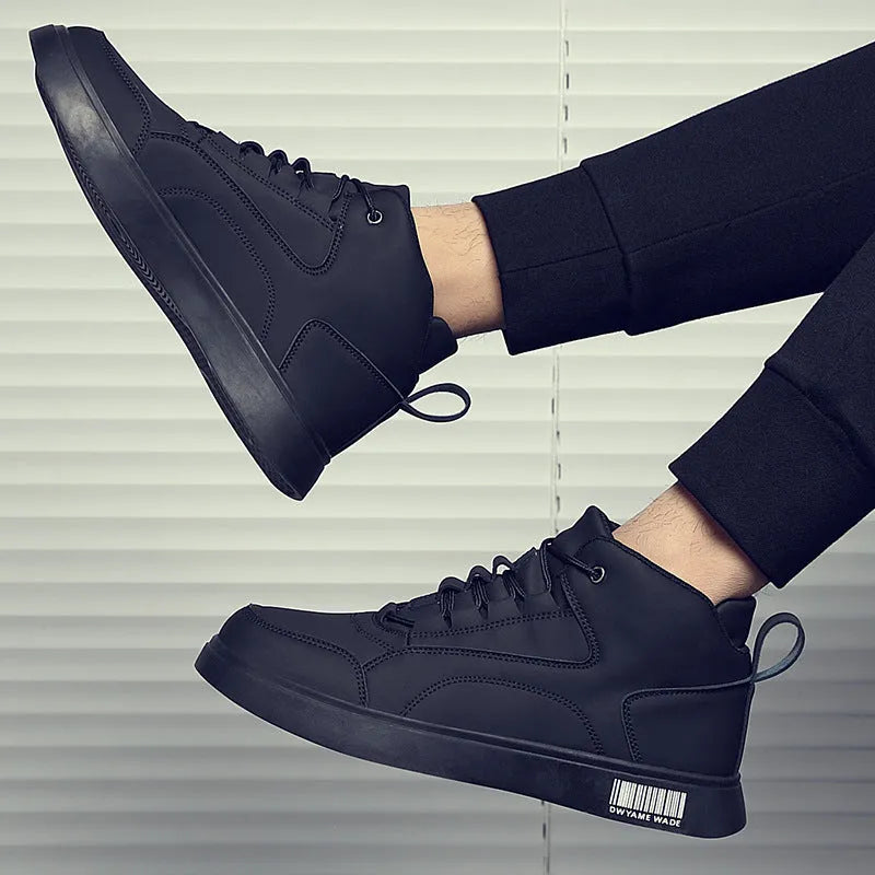 Men's white and black mid-top casual board shoes with lace-up front and rubber sole