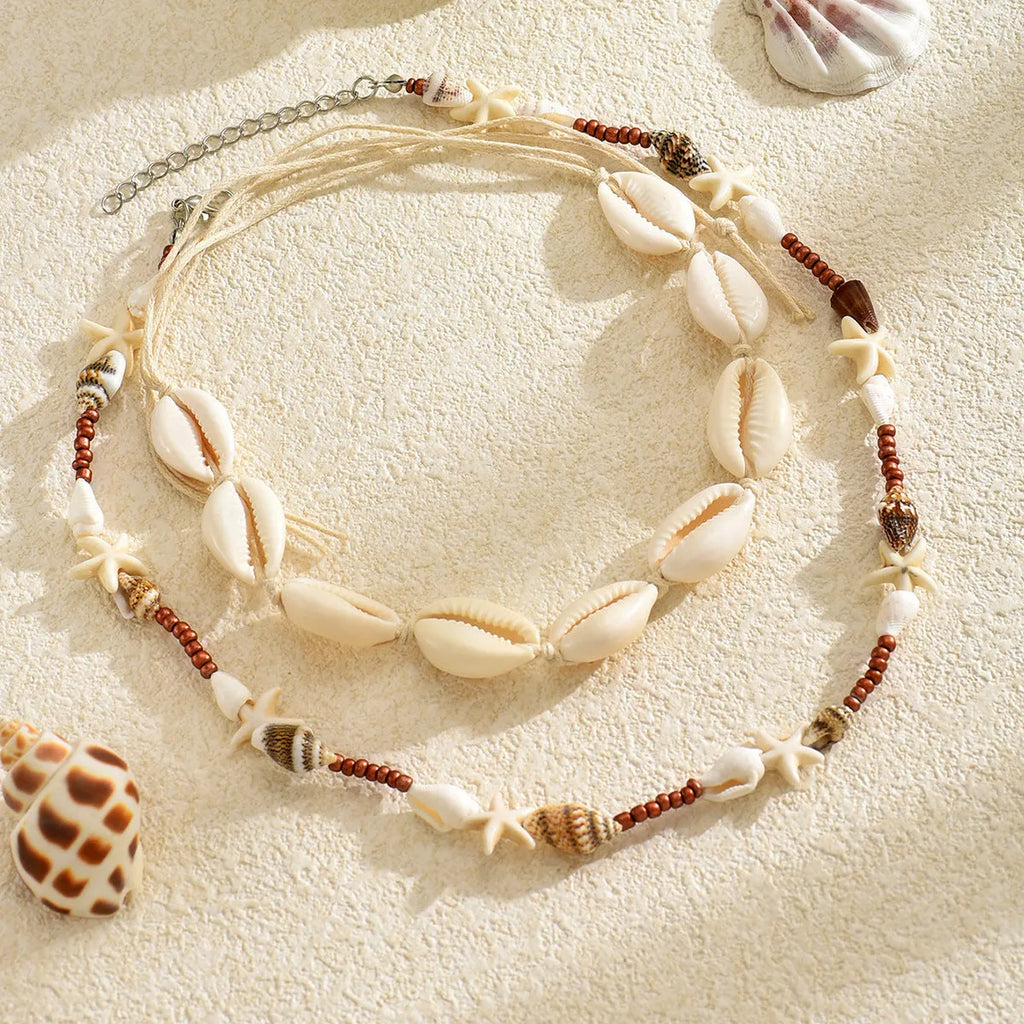 Handmade geometric shell necklace for women in colour X1900 with bohemian summer style