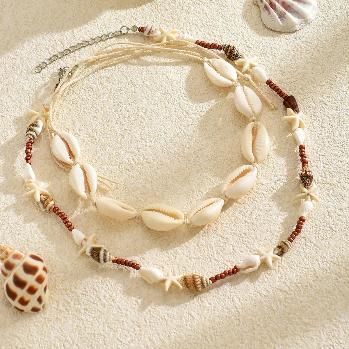 Handmade geometric shell necklace for women in colour X1900 with bohemian summer style