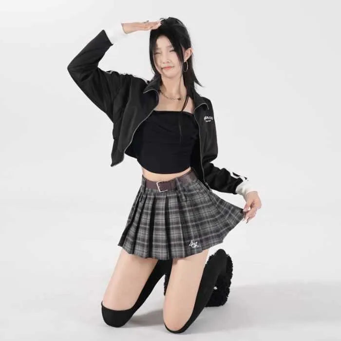 High-waist American retro A-line pleated skirt in black plaid pure cotton spandex blend, front view