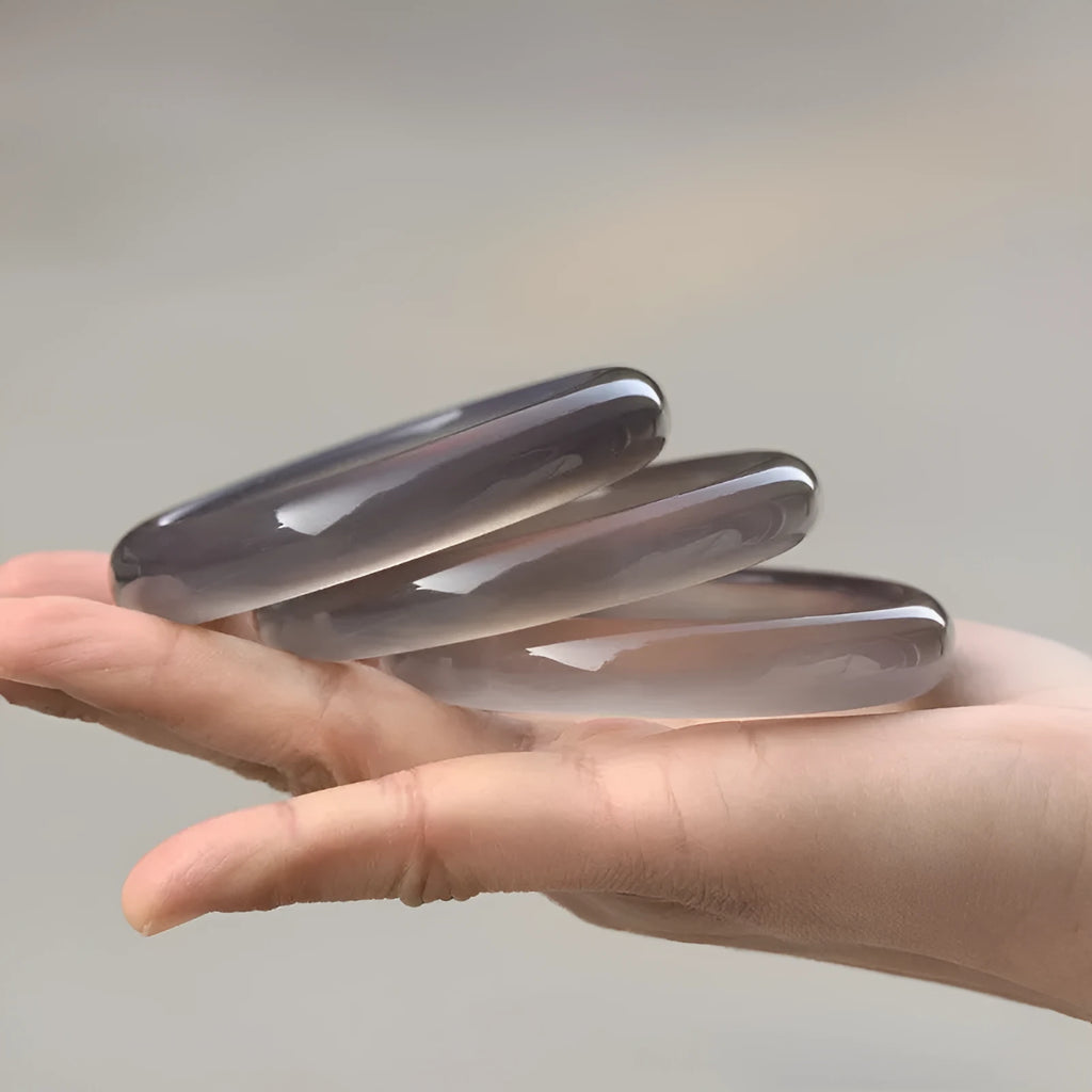 Dark grey Brazilian agate bracelet with iced chalcedony effect, natural stone women's jewellery
