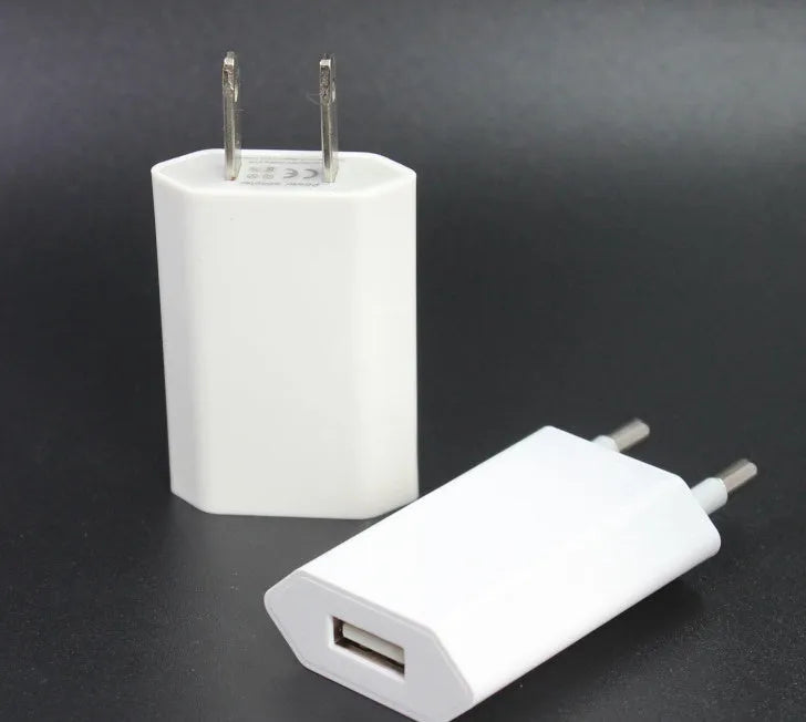White 5V 2A USB travel charger for iPhone and iPad with optional charging cables
